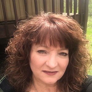 Meet your Posher, Annette